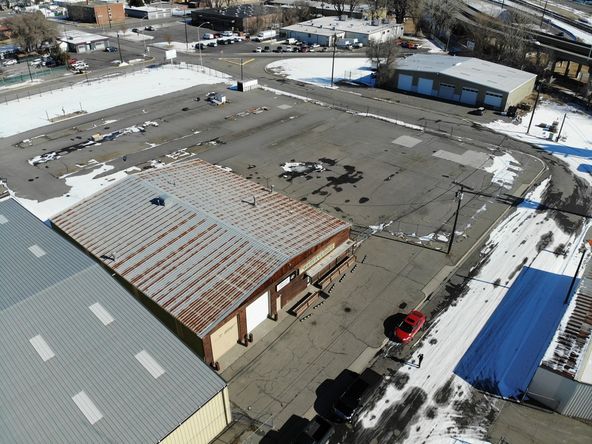 S 7th Street Warehouse: 33 S 8th St W, Billings, MT 59102